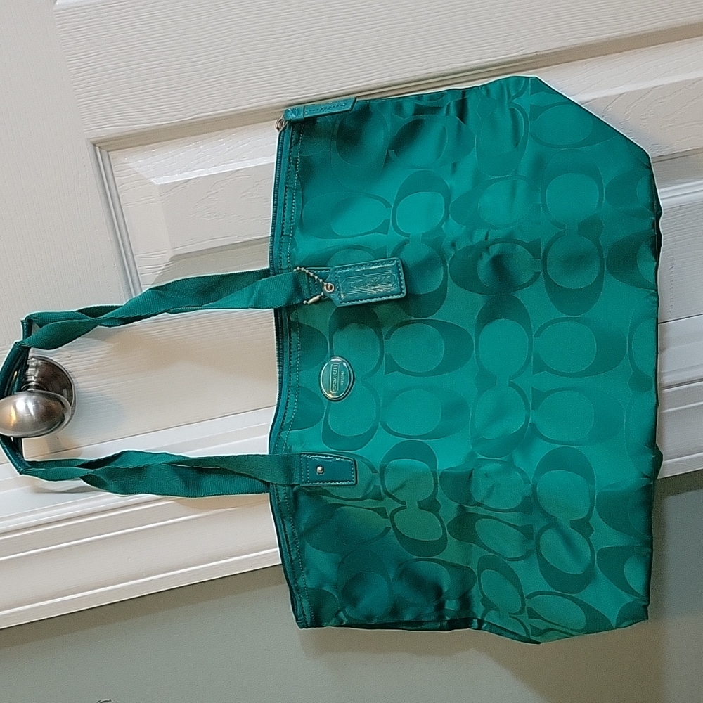 CoachSignature Packable Emerald Green Nylon Weekend/Travel Bag